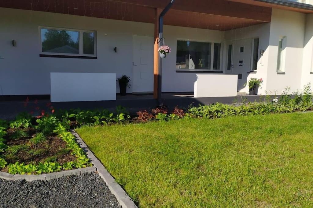 Ferienwohnung Rauhallisella Paikalla Upea Iso Omakotitalo. Kajaani Exterior foto